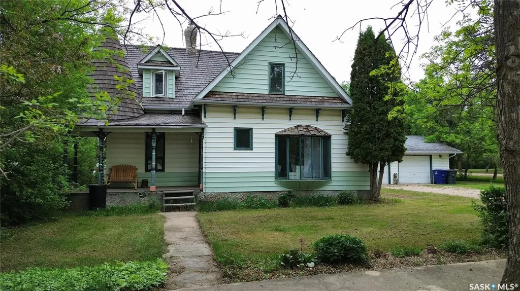 107 3rd Avenue Scott SK S0K 4A0