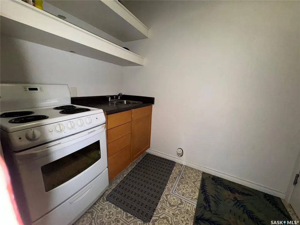 2125 Lorne Street Regina SK S4P 2M6