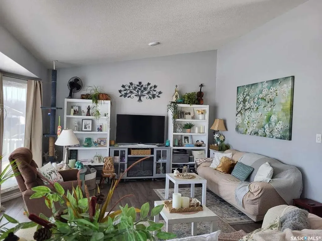 210 Douglas Place Waseca SK S0M 3A0