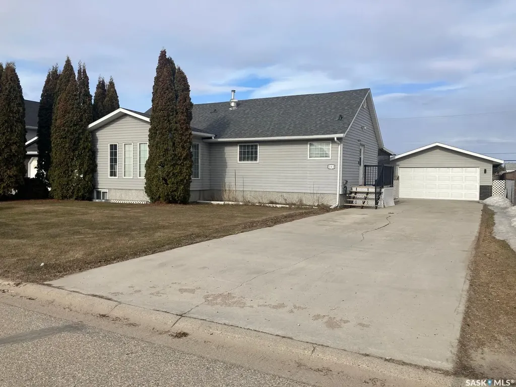 205 6th Street N Nipawin SK S0E 1E0