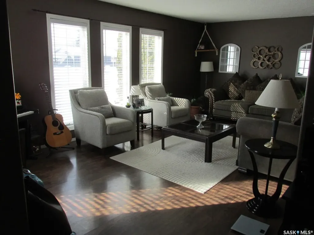 205 6th Street N Nipawin SK S0E 1E0