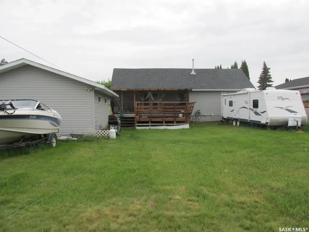 205 6th Street N Nipawin SK S0E 1E0