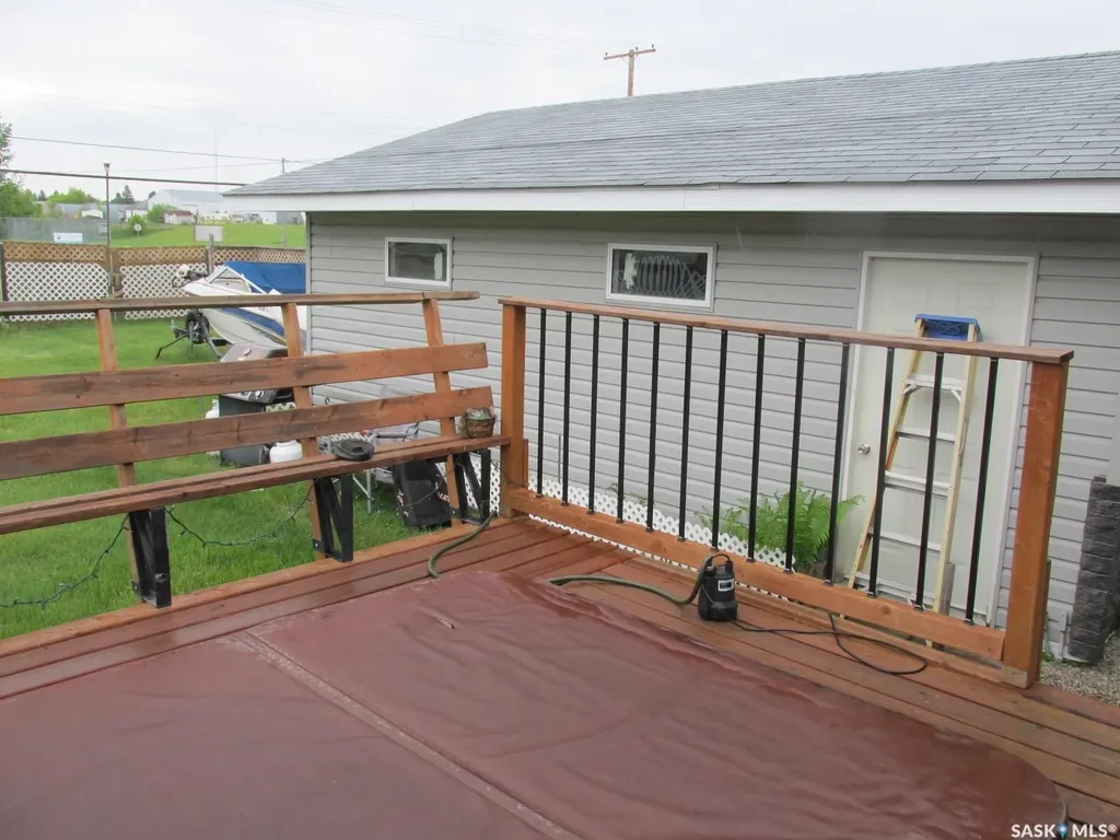 205 6th Street N Nipawin SK S0E 1E0