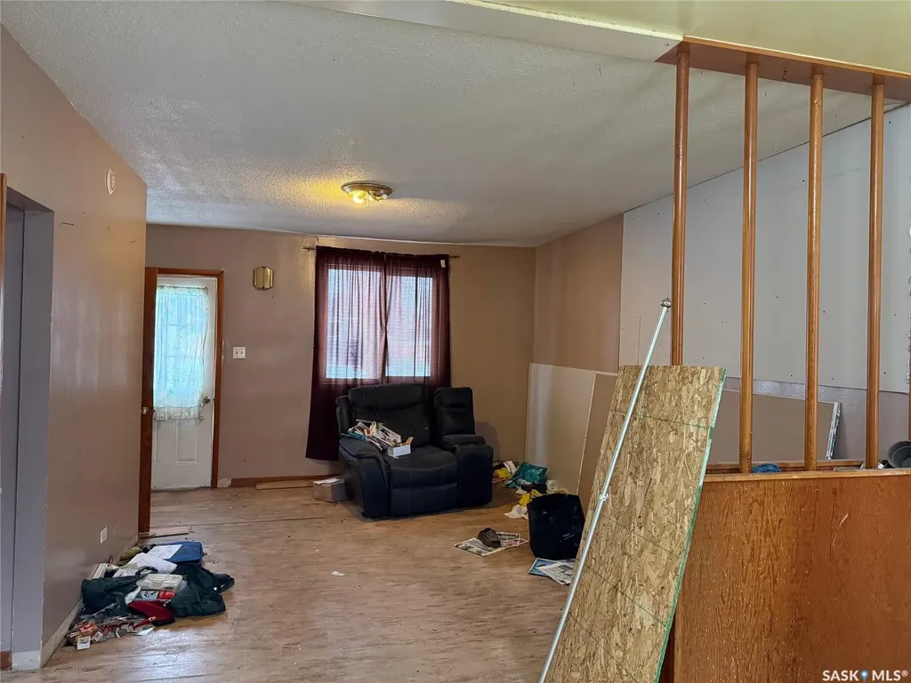1581 103rd Street North Battleford SK S9A 1L4