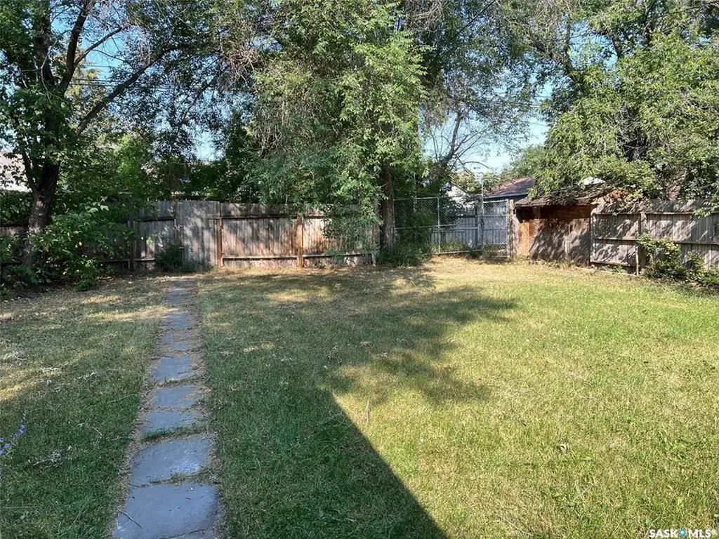 1581 103rd Street North Battleford SK S9A 1L4
