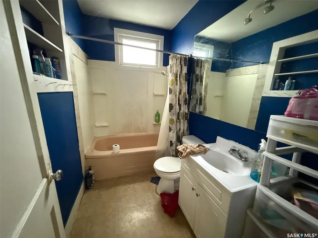 1581 103rd Street North Battleford SK S9A 1L4