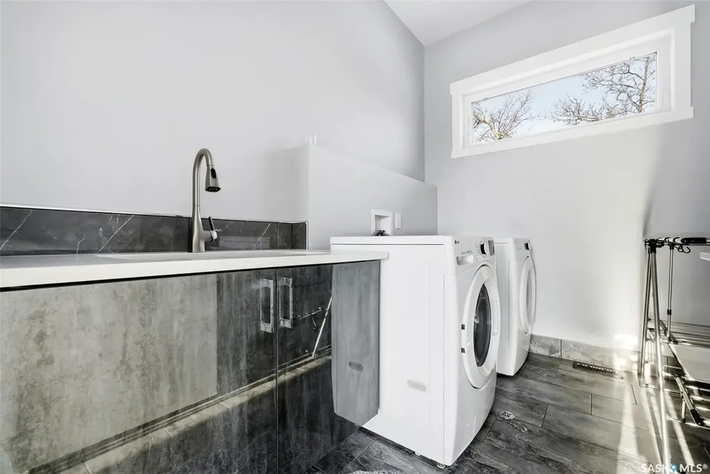 3601 Grassick Avenue Regina SK S4S 0Z3