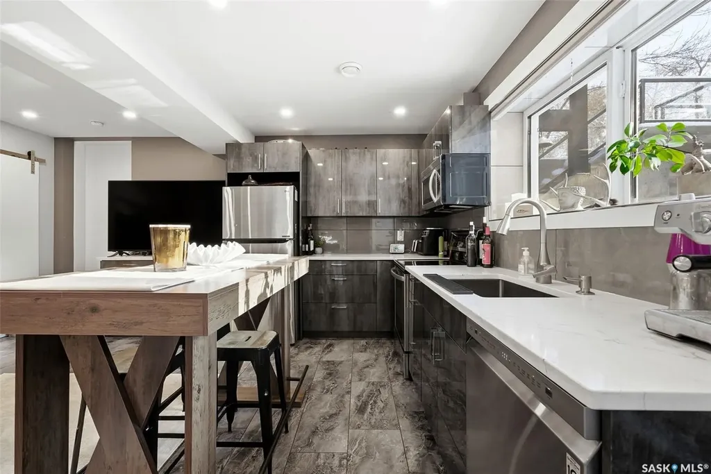 3601 Grassick Avenue Regina SK S4S 0Z3