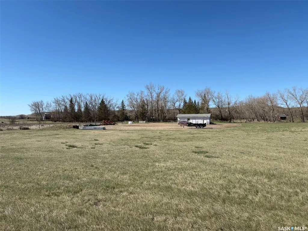 Rural Address Eastend SK S0N 0T0