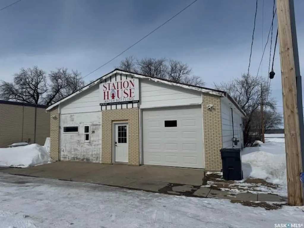 98 1st Avenue E Hafford SK S0J 1A0