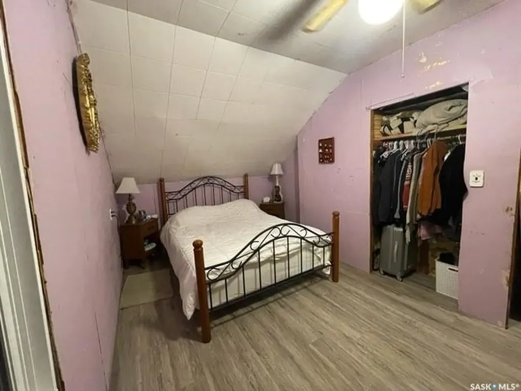58 2nd Street Tompkins SK S0N 2S0