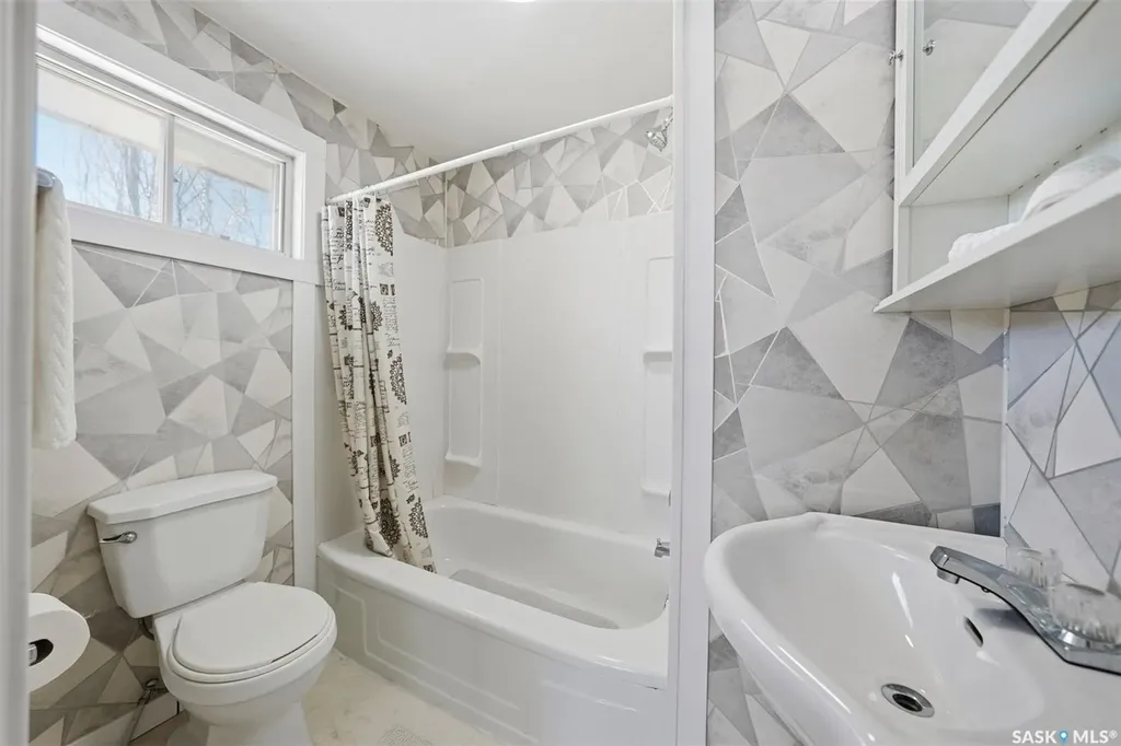 707 King Street Cudworth SK S0K 1B0