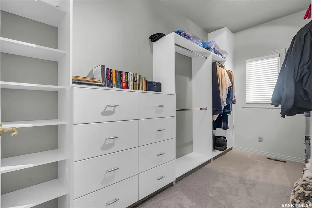 48 Cathedral Bluffs Road Corman Park Rm No. 344 SK S7P 1A3