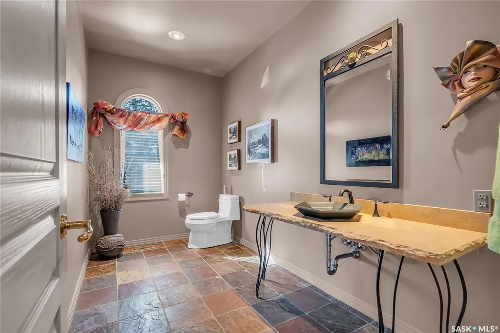 48 Cathedral Bluffs Road Corman Park Rm No. 344 SK S7P 1A3