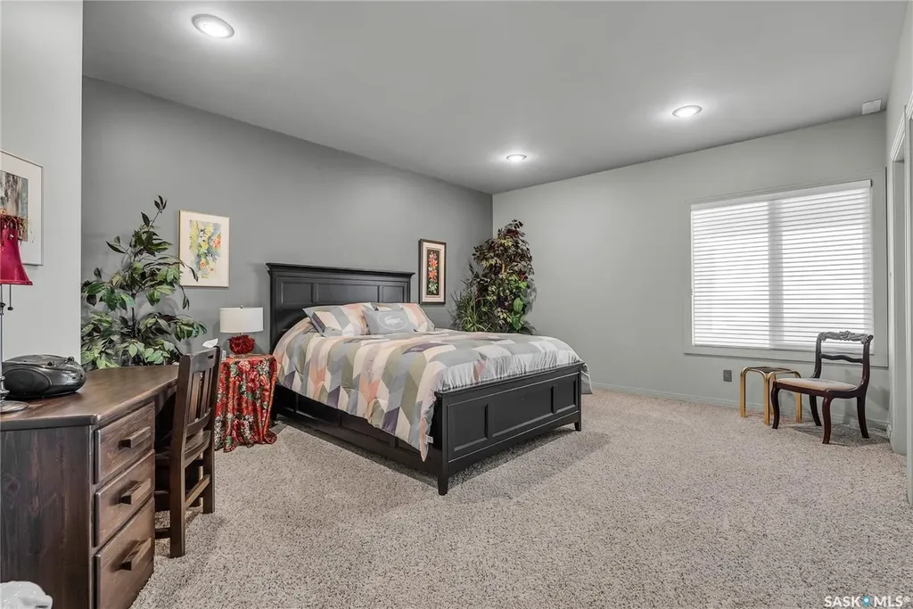 48 Cathedral Bluffs Road Corman Park Rm No. 344 SK S7P 1A3