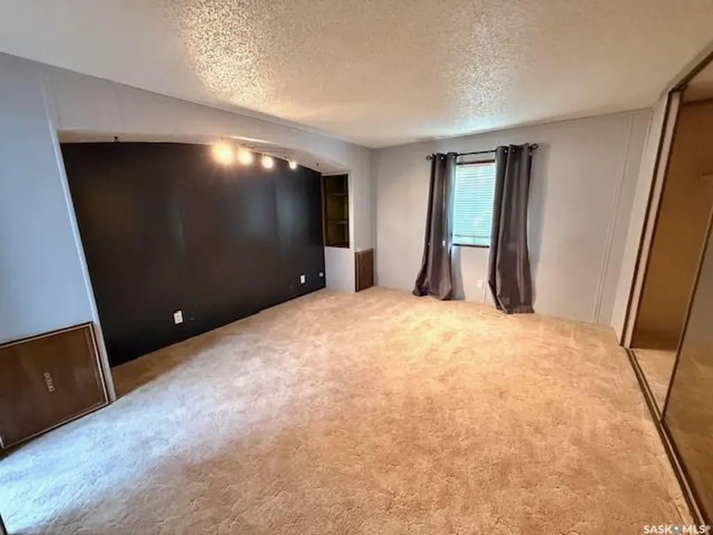 27 Prairie Sun Court Swift Current SK S9H 3X6