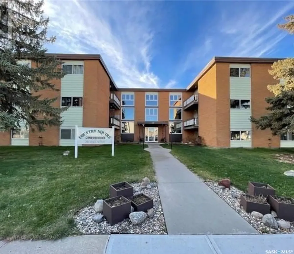 26 Shaw Street Regina SK S4R 3M4