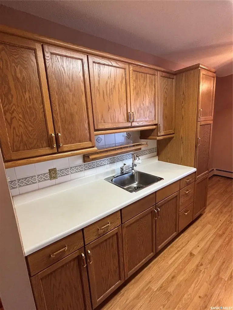 26 Shaw Street Regina SK S4R 3M4