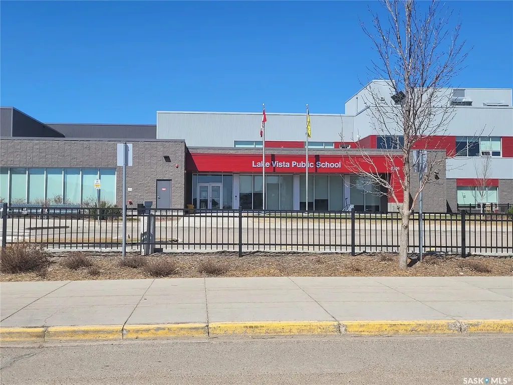 1048 3rd Street N Martensville SK S0K 2T1