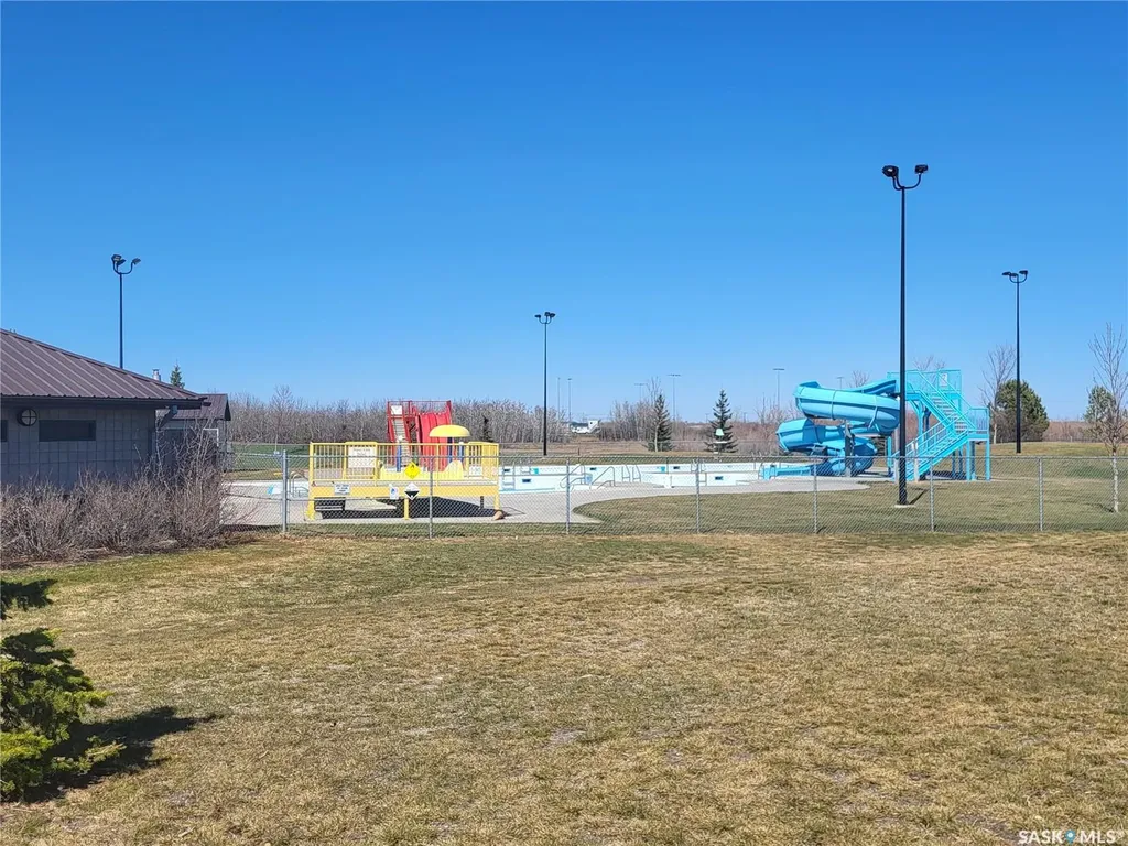 1048 3rd Street N Martensville SK S0K 2T1