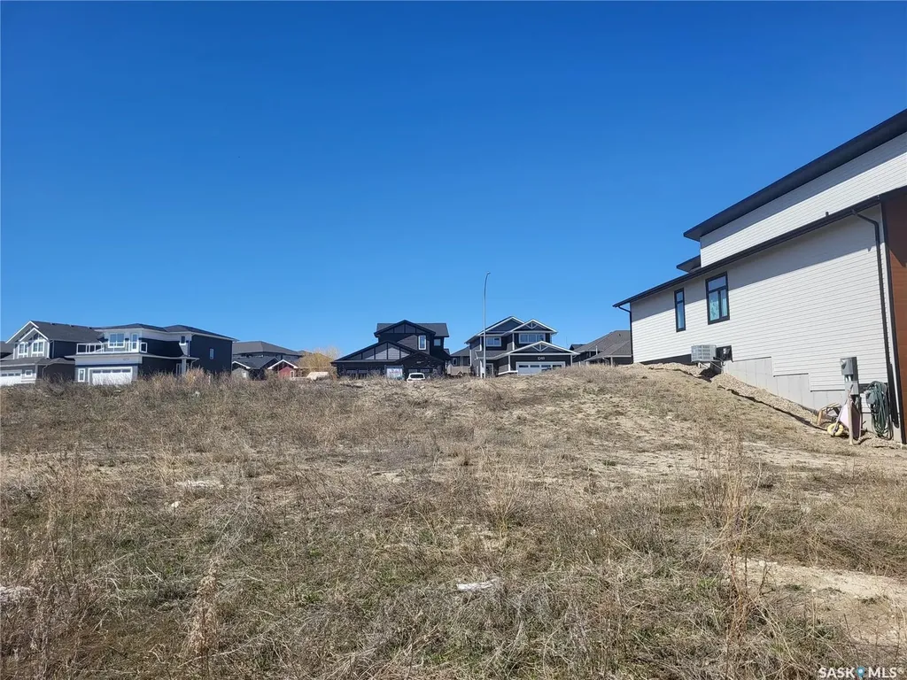 1048 3rd Street N Martensville SK S0K 2T1