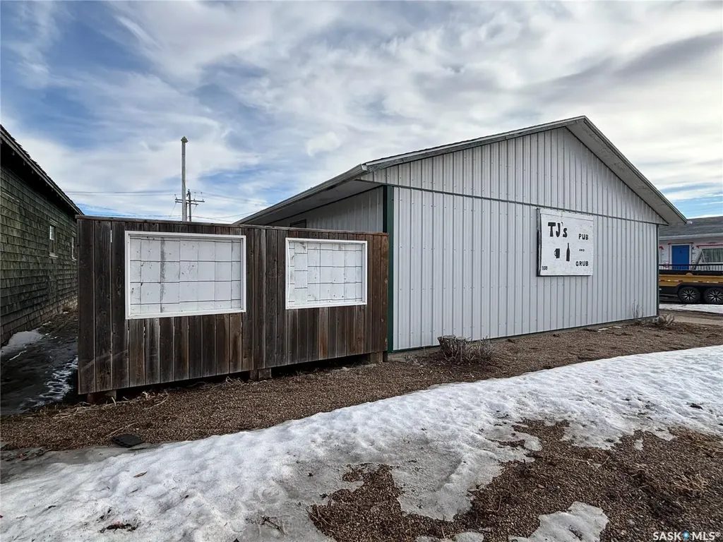 108 Main Street Eatonia SK S0L 0Y0