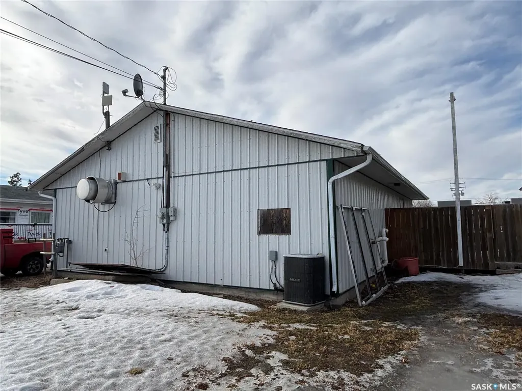 108 Main Street Eatonia SK S0L 0Y0