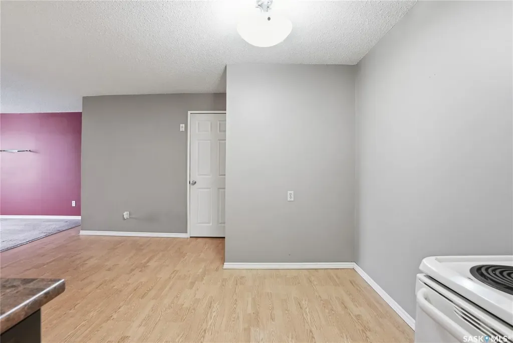 529 X Avenue S Saskatoon SK S7M 4P8