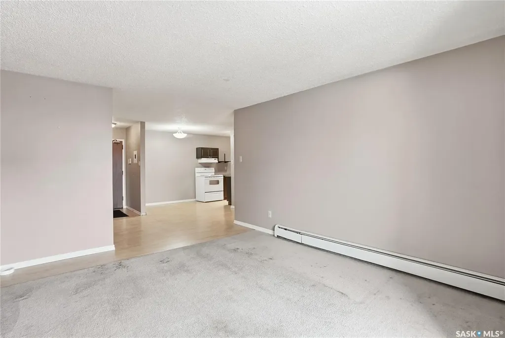 529 X Avenue S Saskatoon SK S7M 4P8
