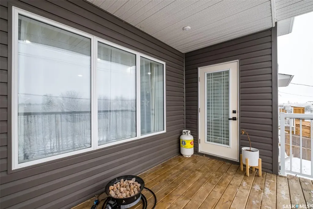 744 19th Street W Prince Albert SK S6V 4E4