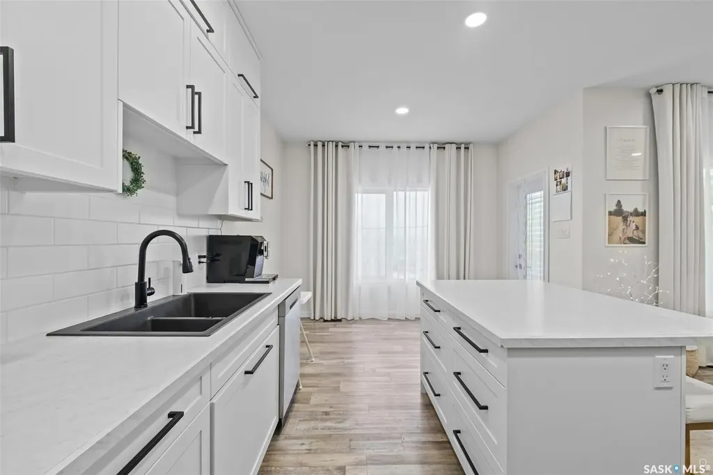 744 19th Street W Prince Albert SK S6V 4E4