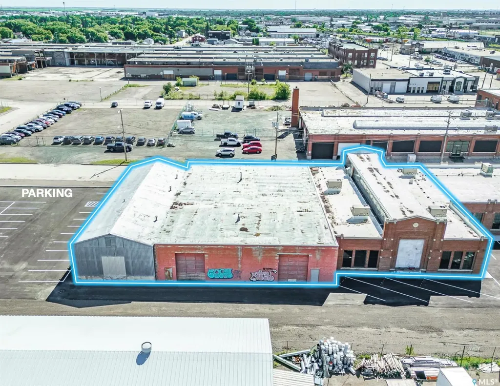 1300 8th Avenue Regina SK S4R 1E2