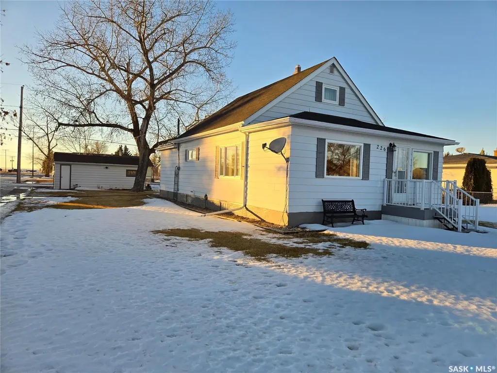 226 1st Street W Kyle SK S0L 1T0