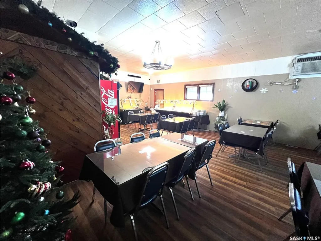 55 Centre Street Fox Valley SK S0N 0V0