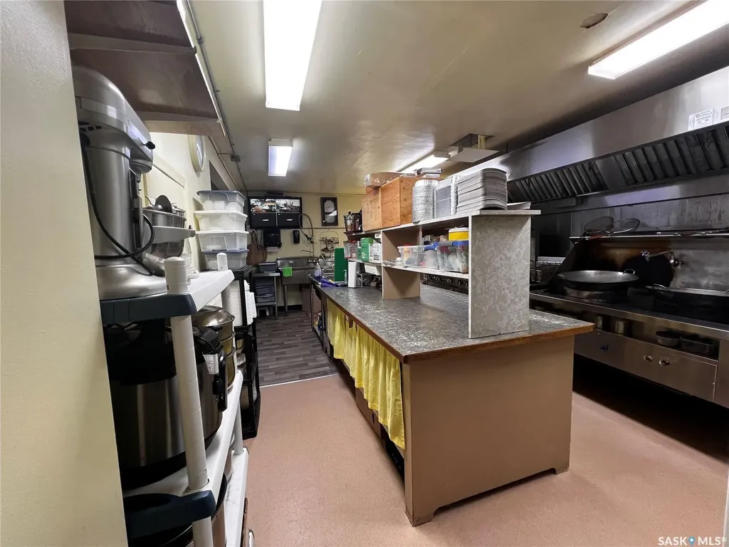 55 Centre Street Fox Valley SK S0N 0V0