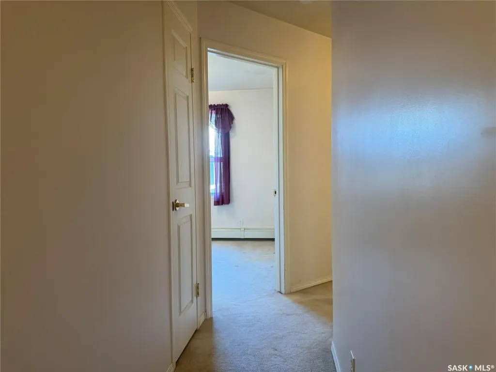 102 1st Avenue Caronport SK S0H 0S0