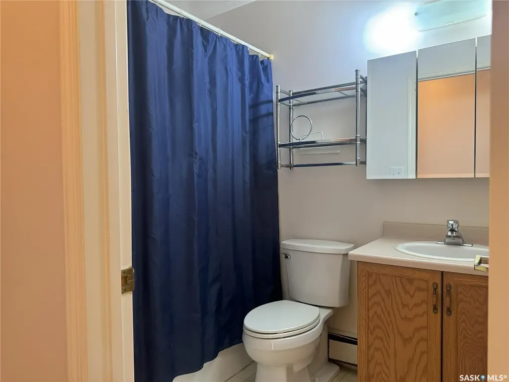 102 1st Avenue Caronport SK S0H 0S0