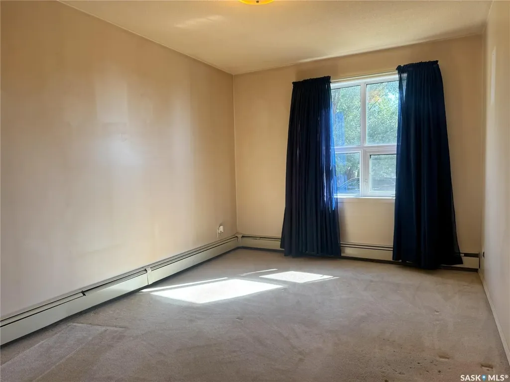 102 1st Avenue Caronport SK S0H 0S0