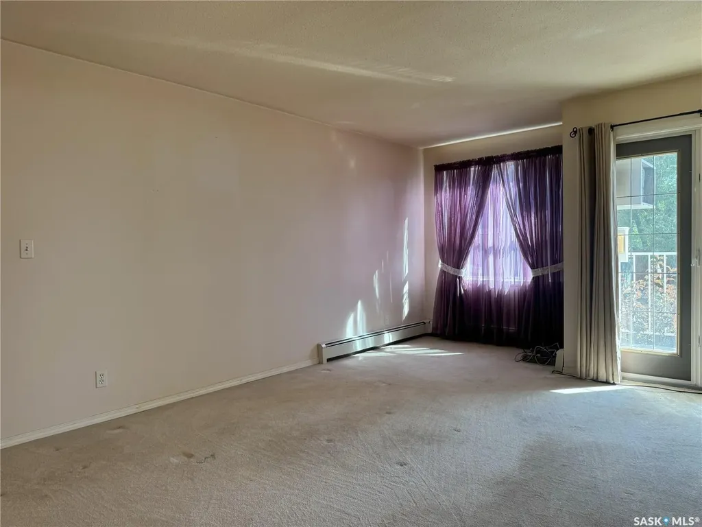 102 1st Avenue Caronport SK S0H 0S0