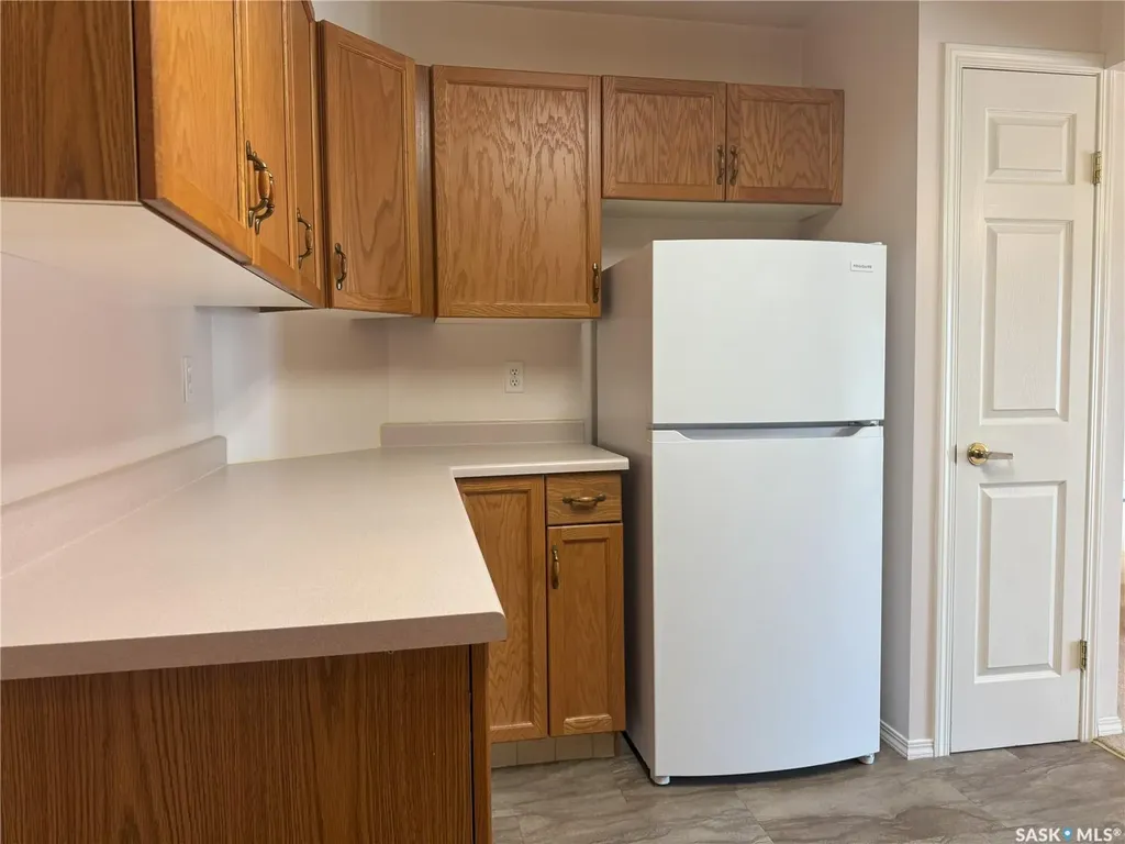 102 1st Avenue Caronport SK S0H 0S0