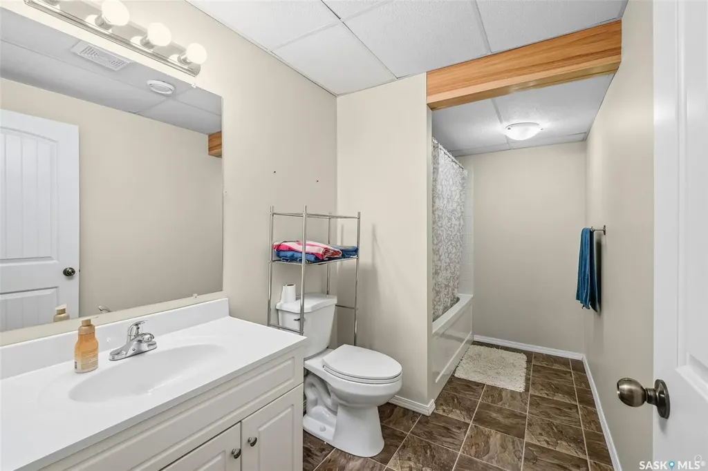 335 Ruttle Avenue Kinistino SK S0J 1H0