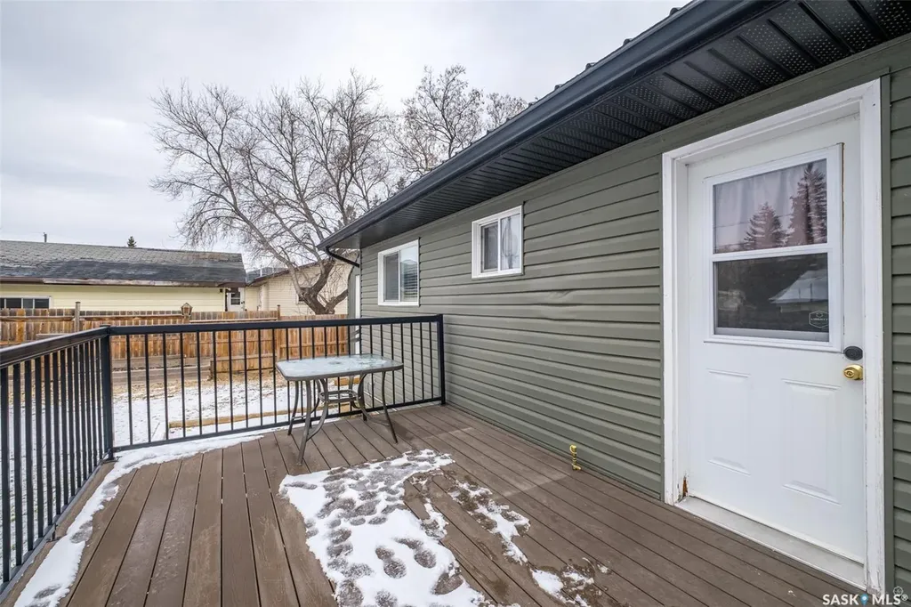 335 Ruttle Avenue Kinistino SK S0J 1H0