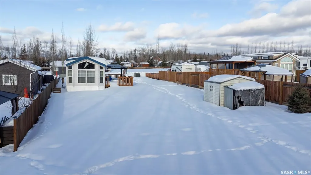 1209 Oak Avenue Beaver River Rm No. 622 SK S0M 1A0
