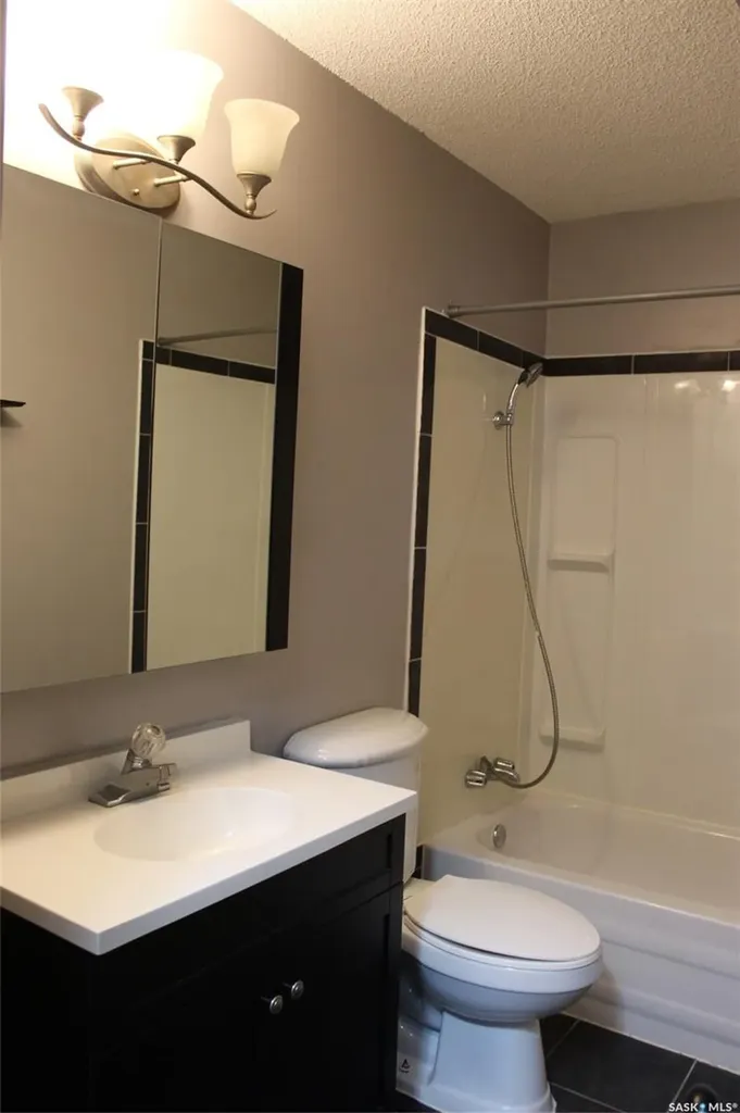 581 3rd Street W Shaunavon SK S0N 2M0