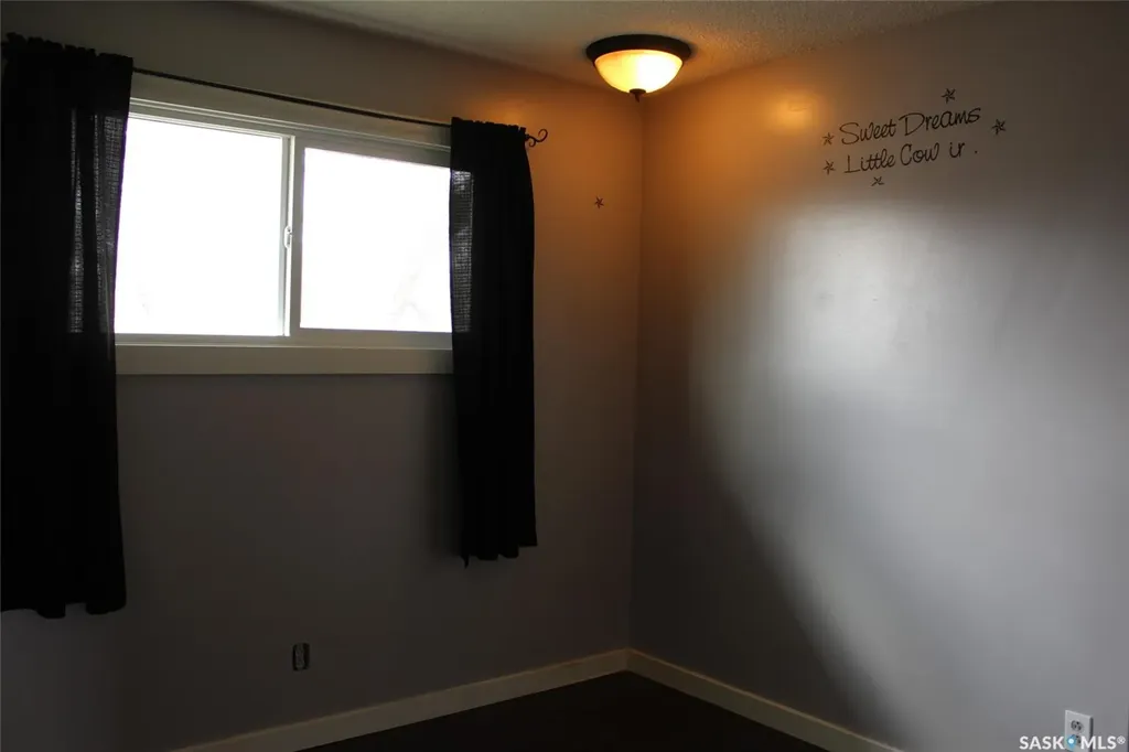 581 3rd Street W Shaunavon SK S0N 2M0