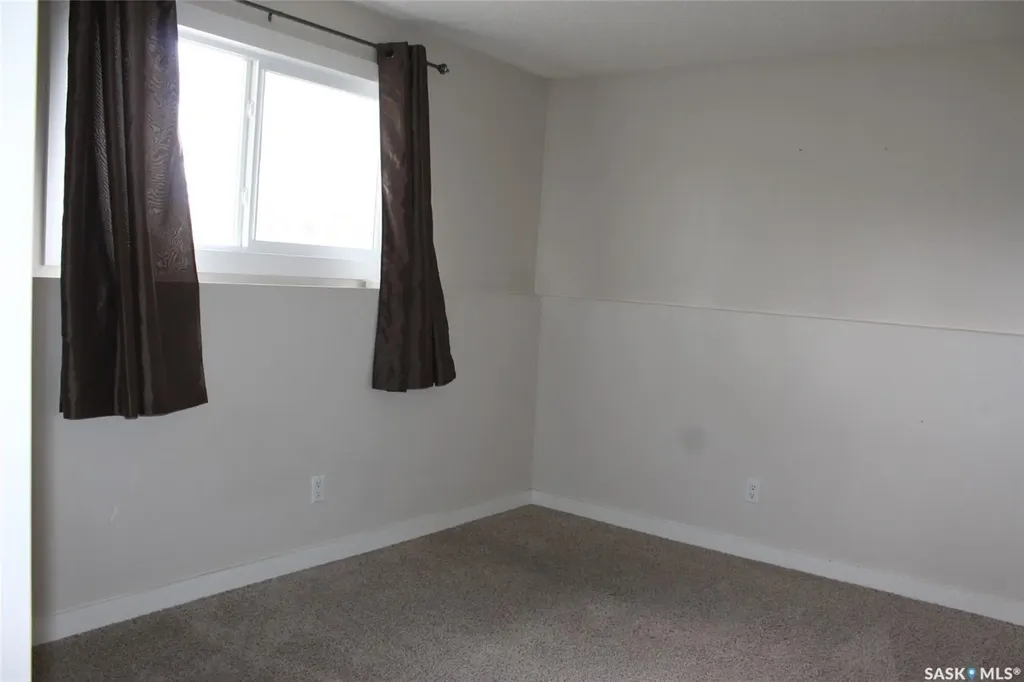 581 3rd Street W Shaunavon SK S0N 2M0