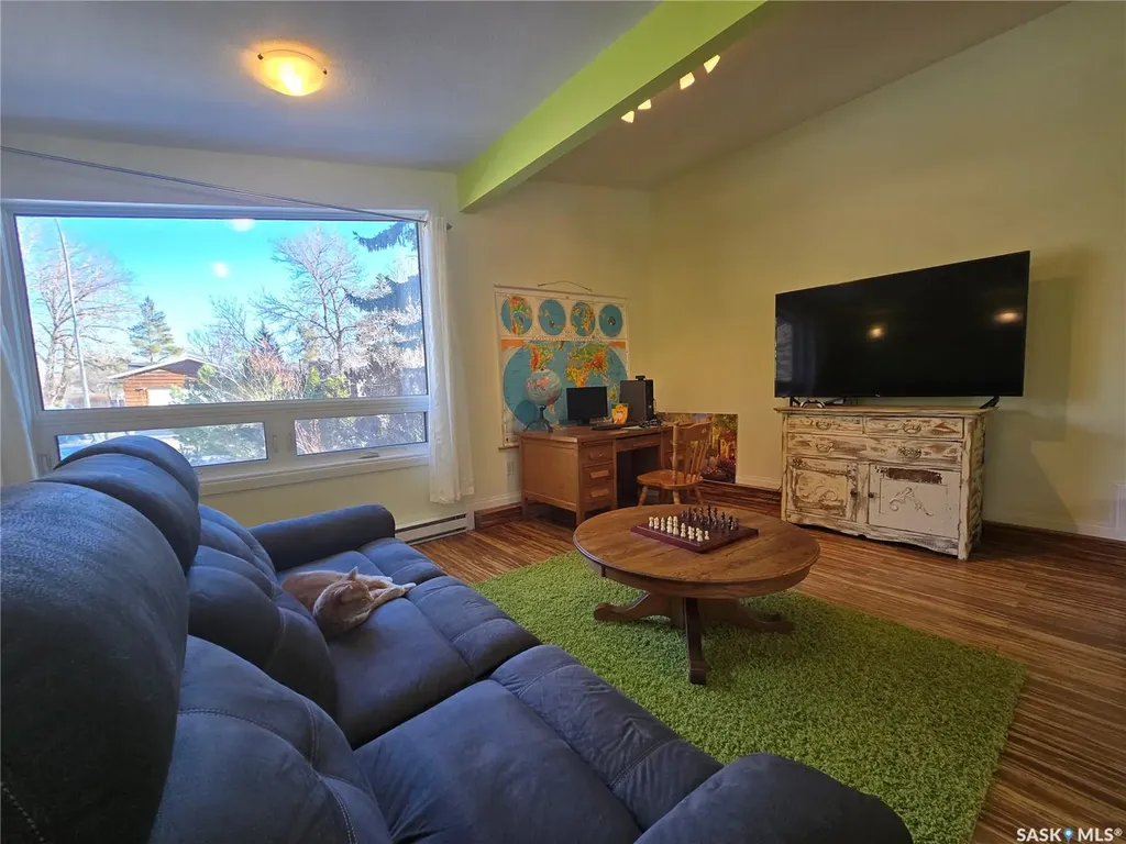531 Scott Street Weyburn SK S4H 1T2