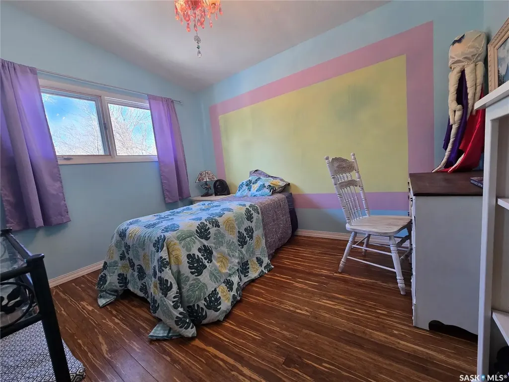 531 Scott Street Weyburn SK S4H 1T2