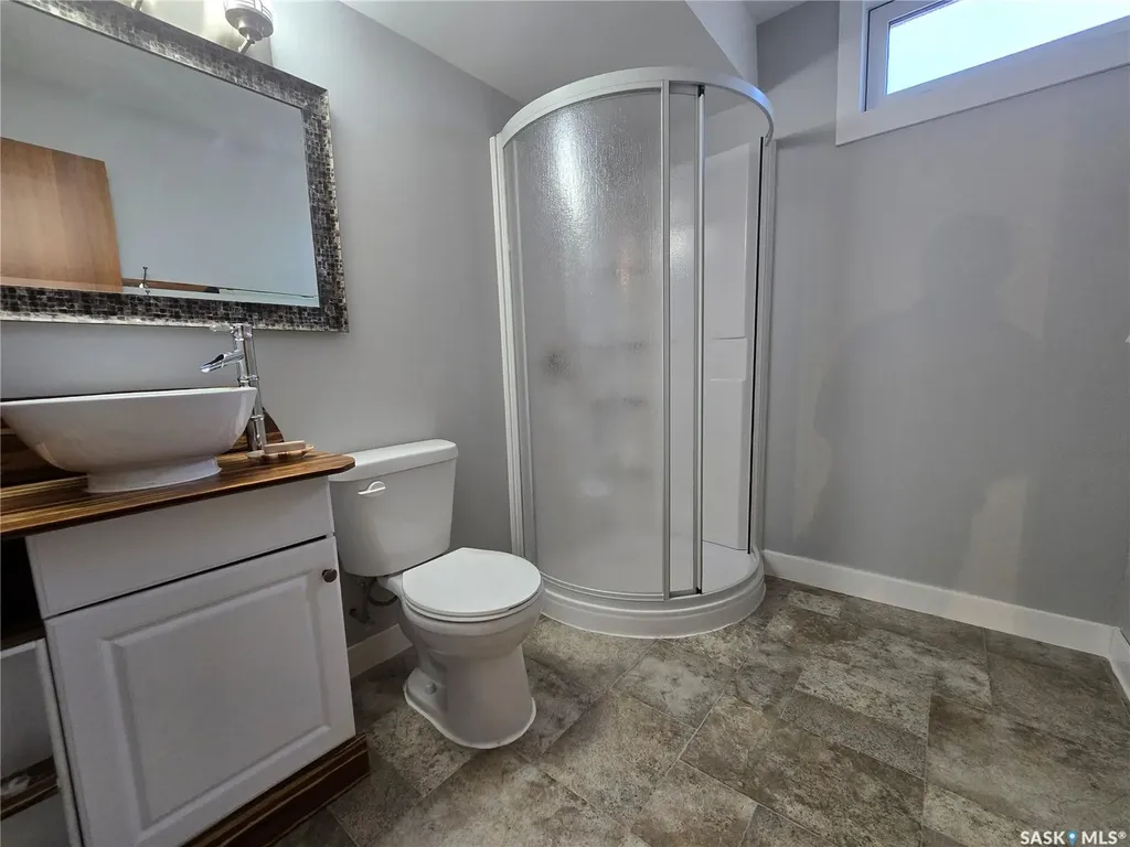 531 Scott Street Weyburn SK S4H 1T2