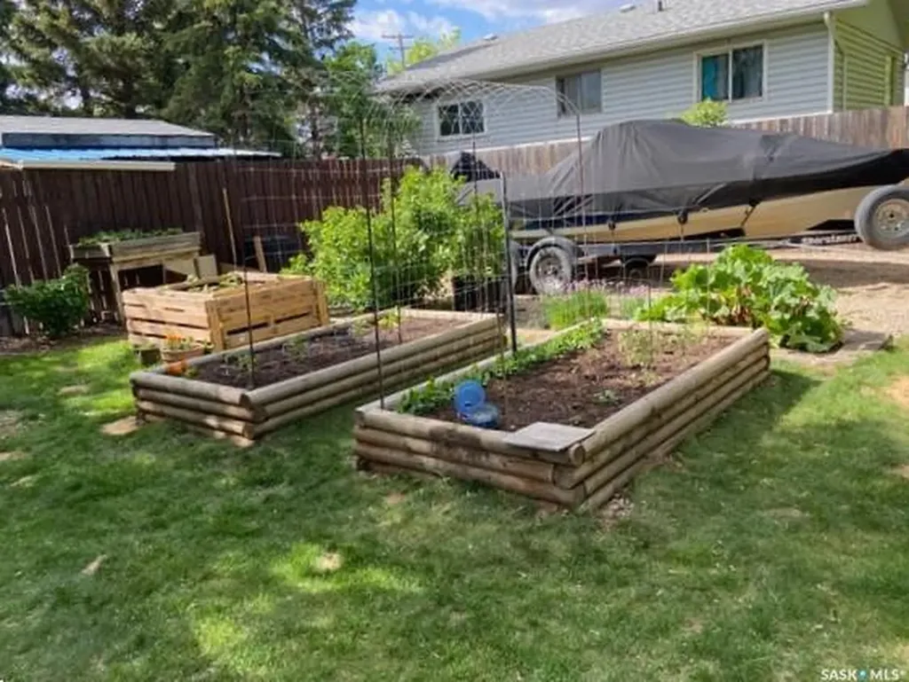 801 2nd Avenue W Meadow Lake SK S9X 1A1